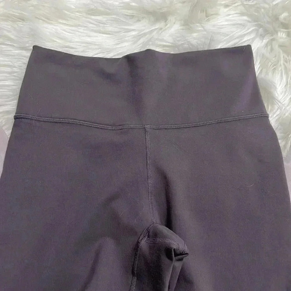 Fabletics Zone High-Waisted 7/8 Leggings - Picture 4 of 7